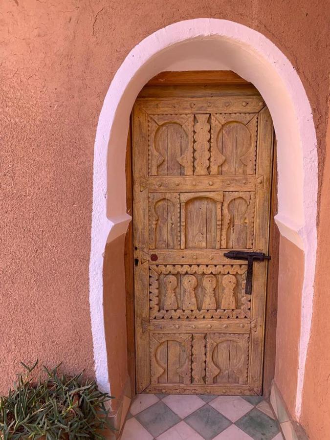 Tigmi Hamid Decouverte Des Traditions Et De La Culture Berbere Ait Benhaddou Esterno foto