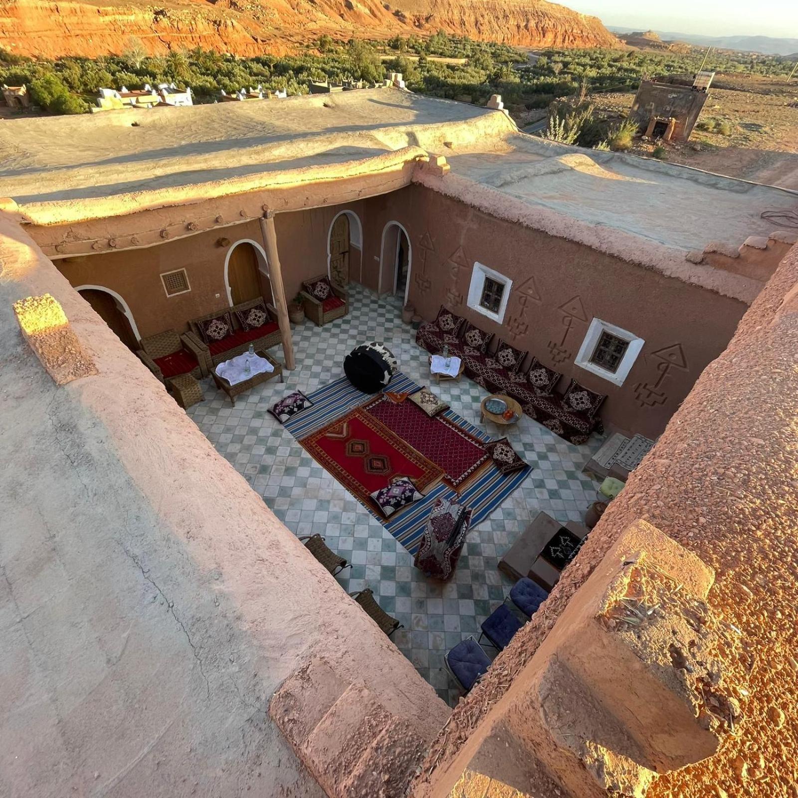 Tigmi Hamid Decouverte Des Traditions Et De La Culture Berbere Ait Benhaddou Esterno foto
