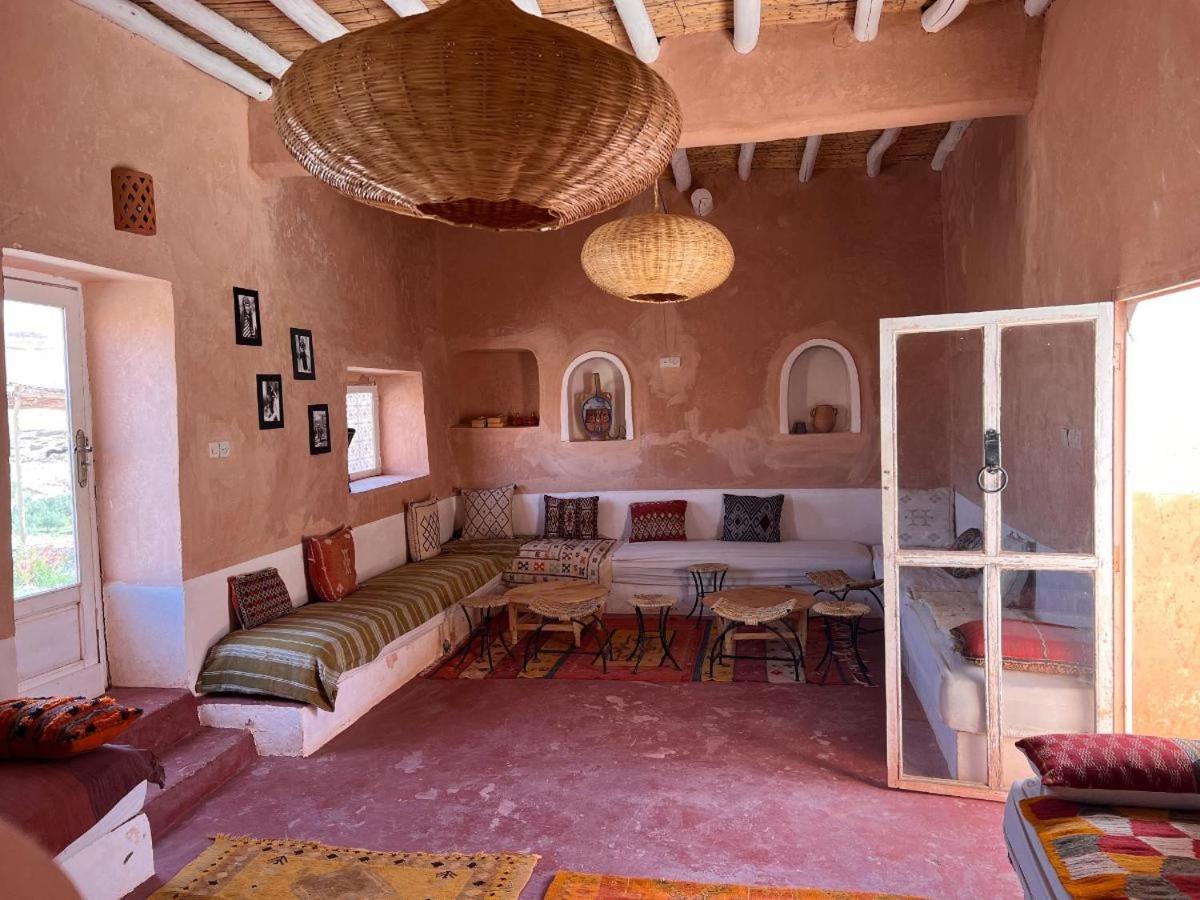 Tigmi Hamid Decouverte Des Traditions Et De La Culture Berbere Ait Benhaddou Esterno foto