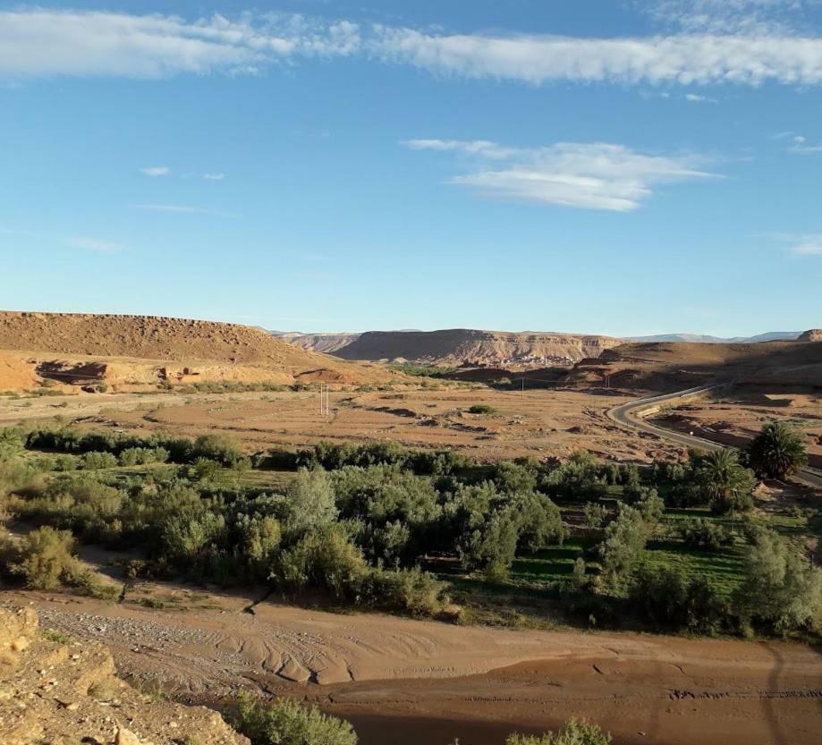 Tigmi Hamid Decouverte Des Traditions Et De La Culture Berbere Ait Benhaddou Esterno foto