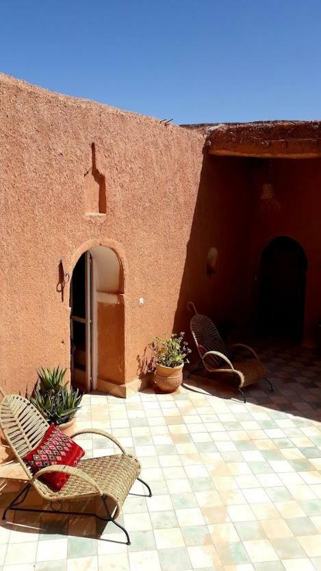 Tigmi Hamid Decouverte Des Traditions Et De La Culture Berbere Ait Benhaddou Esterno foto