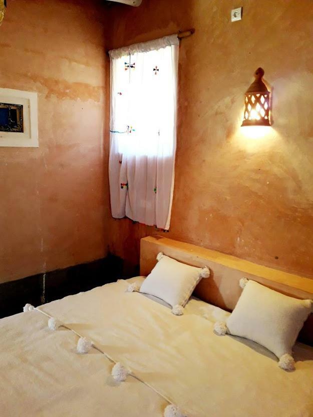 Tigmi Hamid Decouverte Des Traditions Et De La Culture Berbere Ait Benhaddou Esterno foto